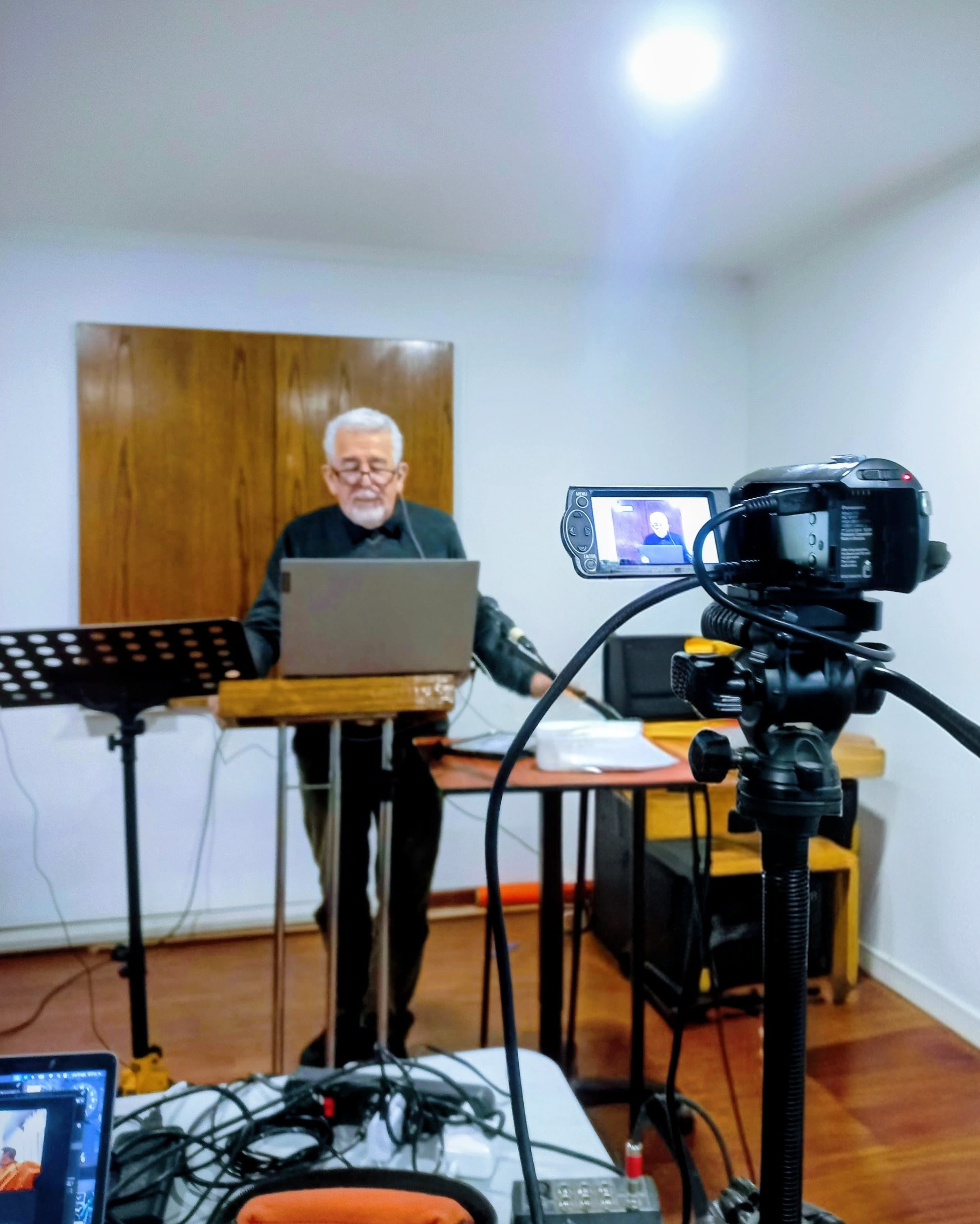 Estudio bíblico y comunidad